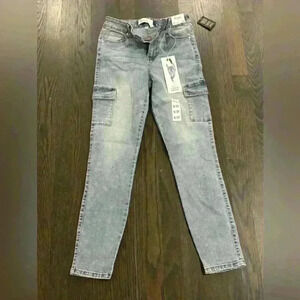 RE GENERATION by  CELEBRITY PINK women’s size 5 mid rise skinny cargo